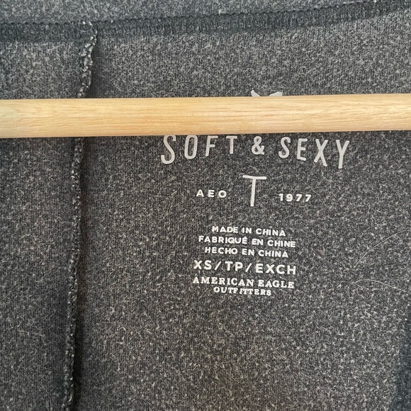 American Eagle Outfitters Soft & Sexy Acid Wash Black V-Neck Tee Shirt - Picture 3 of 5